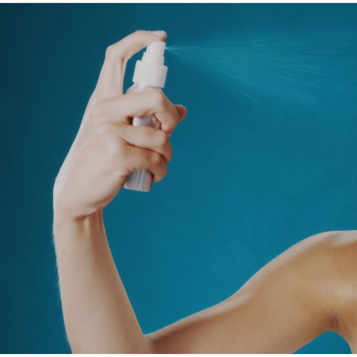What Are the Disadvantages of Setting Spray?